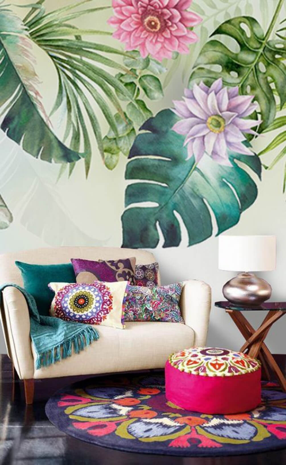 u29530pig1m - Fresh blooms and vibrant greens embrace - tegory