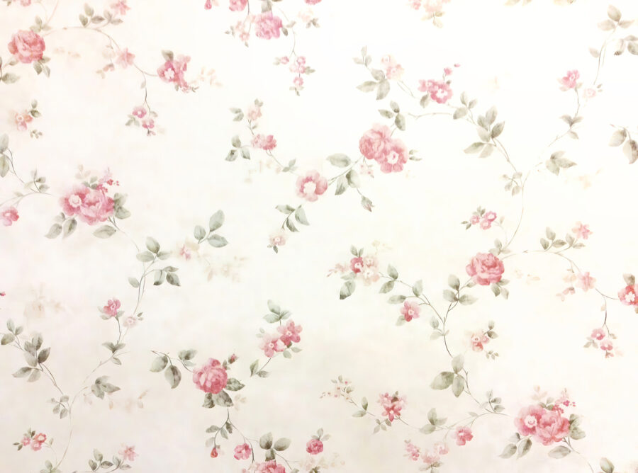 Floral pattern on a wall