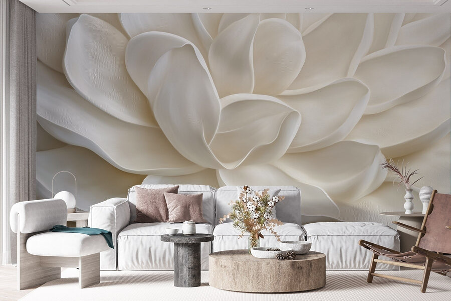 Soft petals in gentle layers