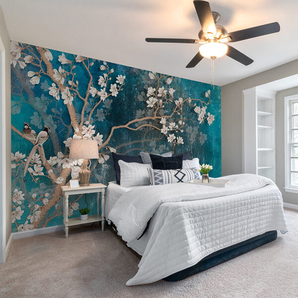 Tree branch with white flowers