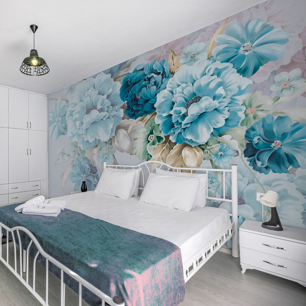 Elegant floral arrangement in soft hues Elegant floral arrangement in soft hues